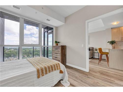 1803-108 Garment Street, Kitchener, ON - Indoor Photo Showing Bedroom