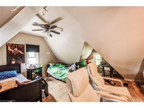 178-180 Samuel Street, Kitchener, ON - Indoor Photo Showing Bedroom