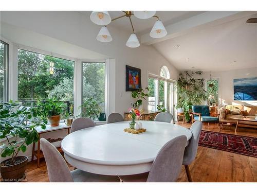 52 Water Street E, Elora, ON - Indoor Photo Showing Dining Room