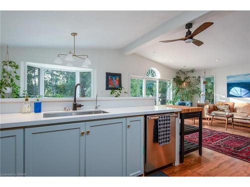 52 Water Street E, Elora, ON - Indoor Photo Showing Kitchen