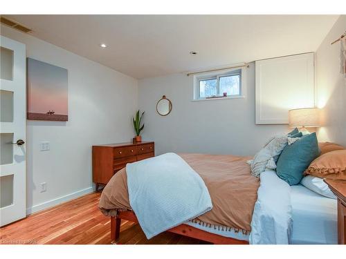 52 Water Street E, Elora, ON - Indoor Photo Showing Bedroom