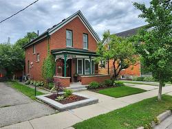 73 Water Street S Kitchener, ON N2G 1Z4