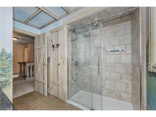 74 Forest Edge Trail, Kitchener, ON - Indoor Photo Showing Bathroom