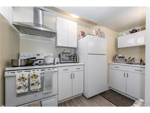 74 Forest Edge Trail, Kitchener, ON - Indoor Photo Showing Kitchen