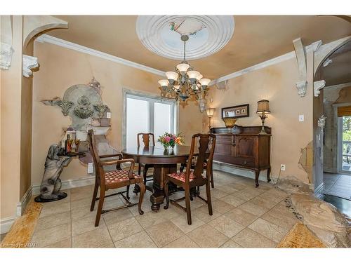 74 Forest Edge Trail, Kitchener, ON - Indoor Photo Showing Dining Room