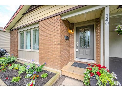 140 Broken Oak Crescent, Kitchener, ON - Outdoor With Exterior