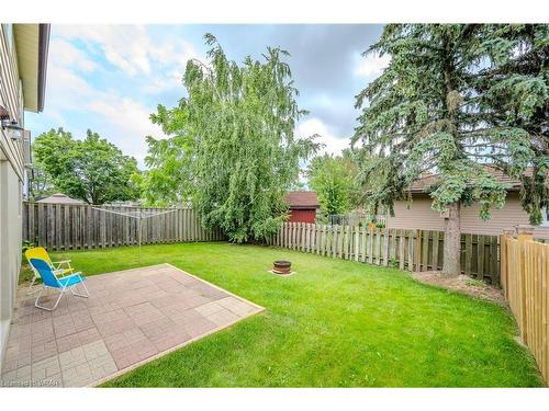 140 Broken Oak Crescent, Kitchener, ON - Outdoor With Backyard