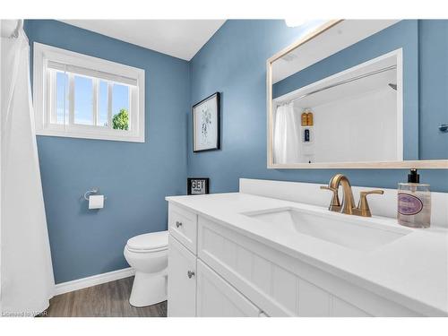 182 Rolling Meadows Drive, Kitchener, ON - Indoor Photo Showing Bathroom