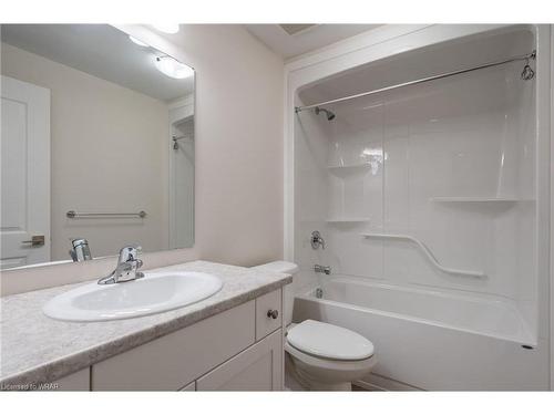 34 Curren Crescent, Tillsonburg, ON - Indoor Photo Showing Bathroom