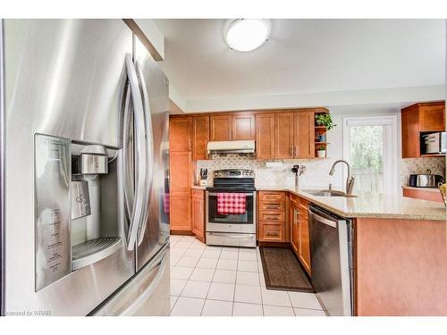 494 Burnett Avenue, Cambridge, ON - Indoor Photo Showing Kitchen