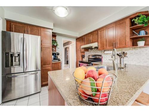 494 Burnett Avenue, Cambridge, ON - Indoor Photo Showing Kitchen