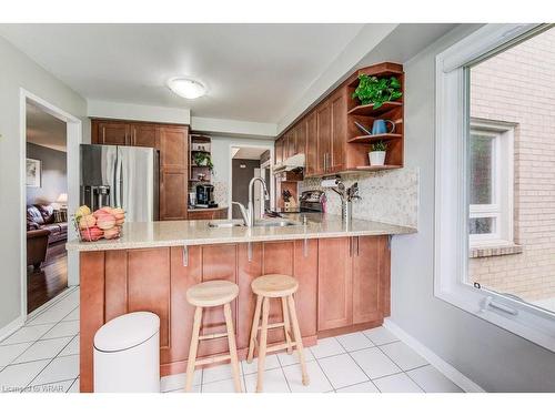 494 Burnett Avenue, Cambridge, ON - Indoor Photo Showing Kitchen