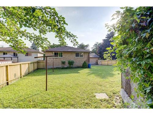 582 Skylark Road, Waterloo, ON - Outdoor With Backyard