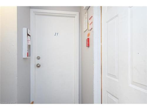 220 Gordon Street, Guelph, ON - Indoor Photo Showing Other Room