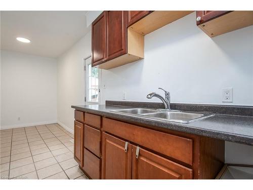 220 Gordon Street, Guelph, ON - Indoor Photo Showing Kitchen With Double Sink