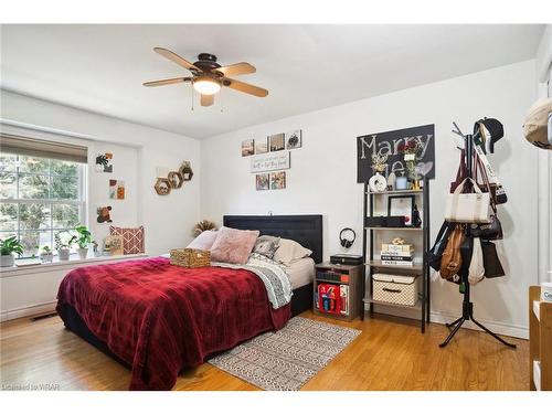 497 Regal Drive, London, ON - Indoor Photo Showing Bedroom