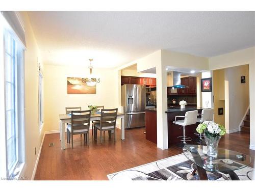 141 Fenwick Court, Kitchener, ON - Indoor Photo Showing Dining Room