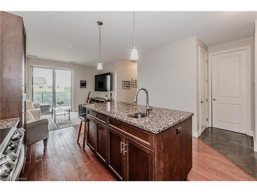 504-223 Erb Street W, Waterloo, ON - Indoor Photo Showing Kitchen