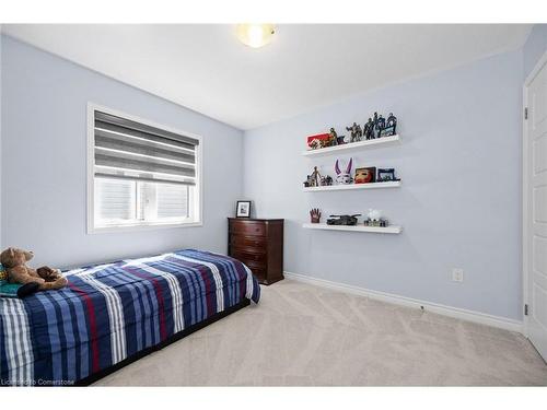 39 Bastia Street, Waterdown, ON - Indoor Photo Showing Bedroom