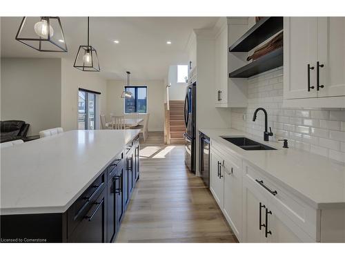 39 Herb Street, Norwich, ON - Indoor Photo Showing Kitchen With Double Sink With Upgraded Kitchen