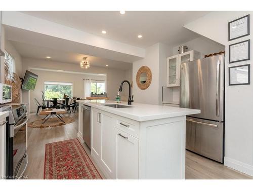 354 Erie Street, Port Stanley, ON - Indoor Photo Showing Kitchen With Upgraded Kitchen