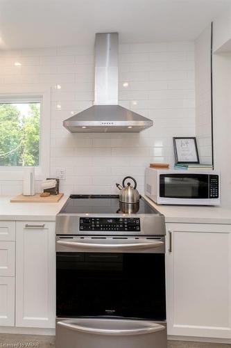 354 Erie Street, Port Stanley, ON - Indoor Photo Showing Kitchen