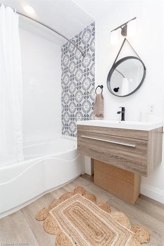 354 Erie Street, Port Stanley, ON - Indoor Photo Showing Bathroom