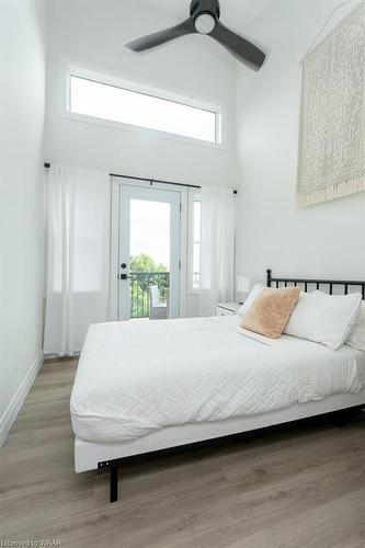 354 Erie Street, Port Stanley, ON - Indoor Photo Showing Bedroom