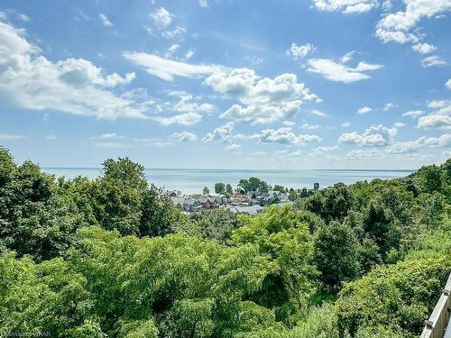 354 Erie Street, Port Stanley, ON - Outdoor With Body Of Water With View