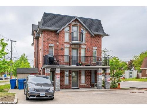 A-489 East Avenue, Kitchener, ON - Outdoor With Facade