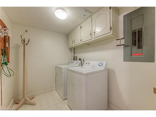 505-6 Willow Street, Waterloo, ON - Indoor Photo Showing Laundry Room