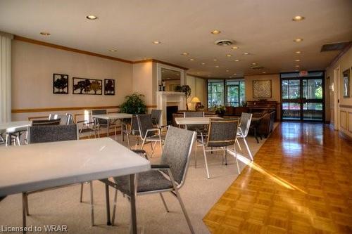 505-6 Willow Street, Waterloo, ON - Indoor Photo Showing Dining Room