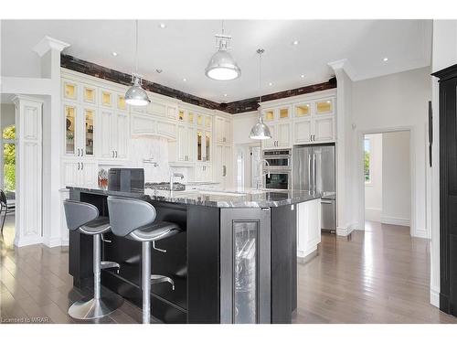 4663 Wellington 35 Road, Puslinch, ON - Indoor Photo Showing Kitchen