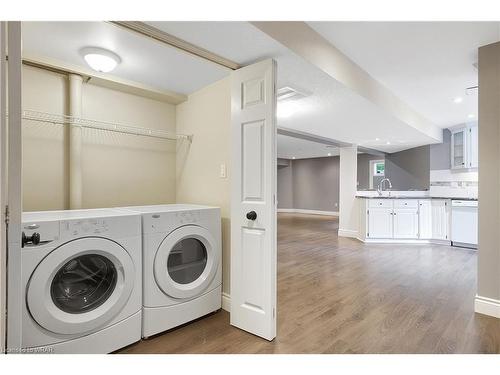 4663 Wellington 35 Road, Puslinch, ON - Indoor Photo Showing Laundry Room