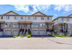 22-105 Pinnacle Drive  Kitchener, ON N2P 1B8