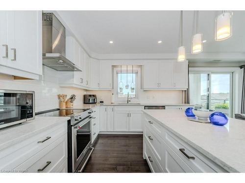 307-249 Grey Silo Road, Waterloo, ON - Indoor Photo Showing Kitchen With Upgraded Kitchen