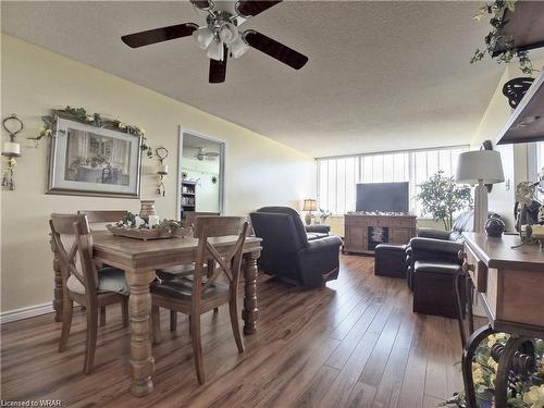 1011-3227 King Street E, Kitchener, ON - Indoor Photo Showing Dining Room