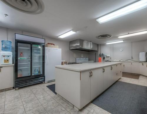 202-1414 King Street E, Kitchener, ON - Indoor Photo Showing Kitchen