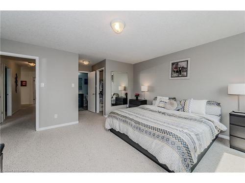 201 Brandenburg Court, Waterloo, ON - Indoor Photo Showing Bedroom