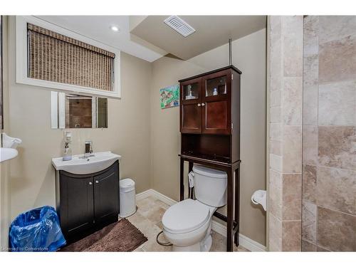 201 Brandenburg Court, Waterloo, ON - Indoor Photo Showing Bathroom