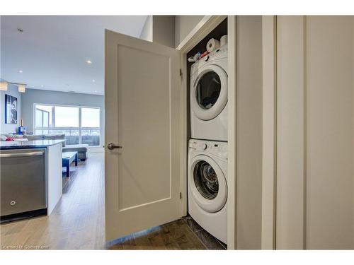 601-1 Victoria Street S, Kitchener, ON - Indoor Photo Showing Laundry Room