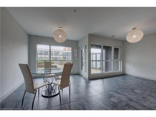 601-1 Victoria Street S, Kitchener, ON - Indoor Photo Showing Dining Room