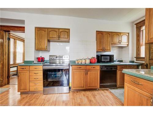 44 Walter Street, Kitchener, ON - Indoor Photo Showing Kitchen