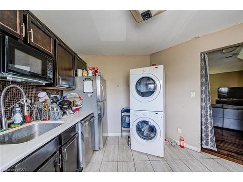 36-60 Elmsdale Drive, Kitchener, ON - Indoor Photo Showing Laundry Room