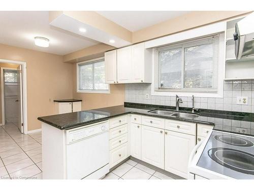 464 Hazel Street, Waterloo, ON - Indoor Photo Showing Kitchen With Double Sink