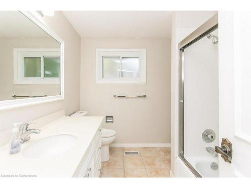 464 Hazel Street, Waterloo, ON - Indoor Photo Showing Bathroom