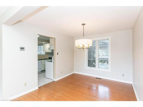 464 Hazel Street, Waterloo, ON - Indoor Photo Showing Kitchen With Double Sink