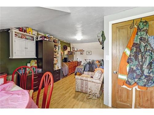 56 Victoria Avenue E, Crediton, ON - Indoor Photo Showing Dining Room