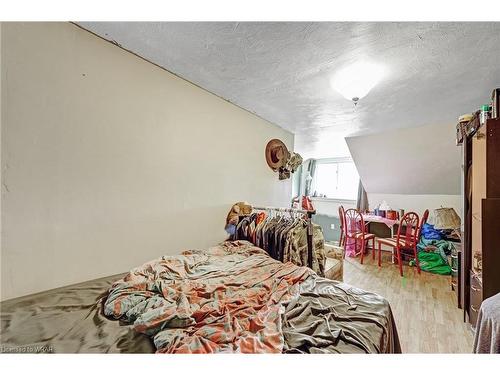 56 Victoria Avenue E, Crediton, ON - Indoor Photo Showing Bedroom