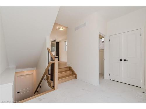 176 Forest Road, Cambridge, ON - Indoor Photo Showing Other Room